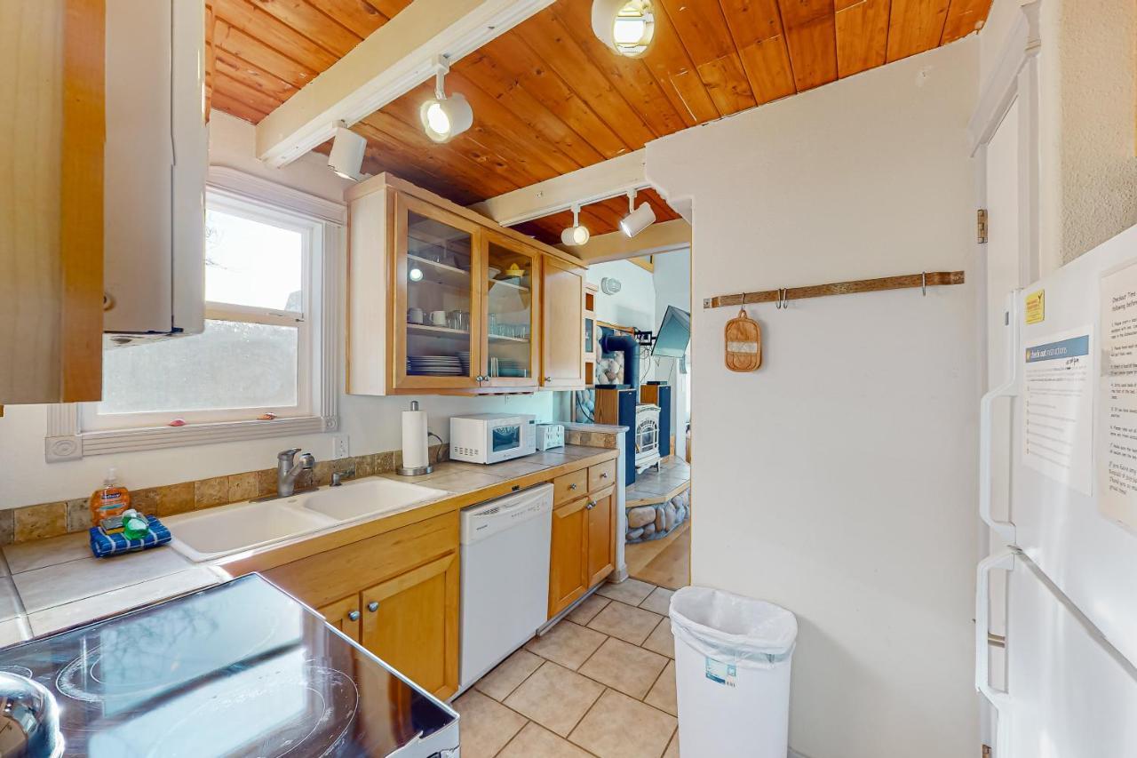 Depoe Bay Delight Villa Exterior photo